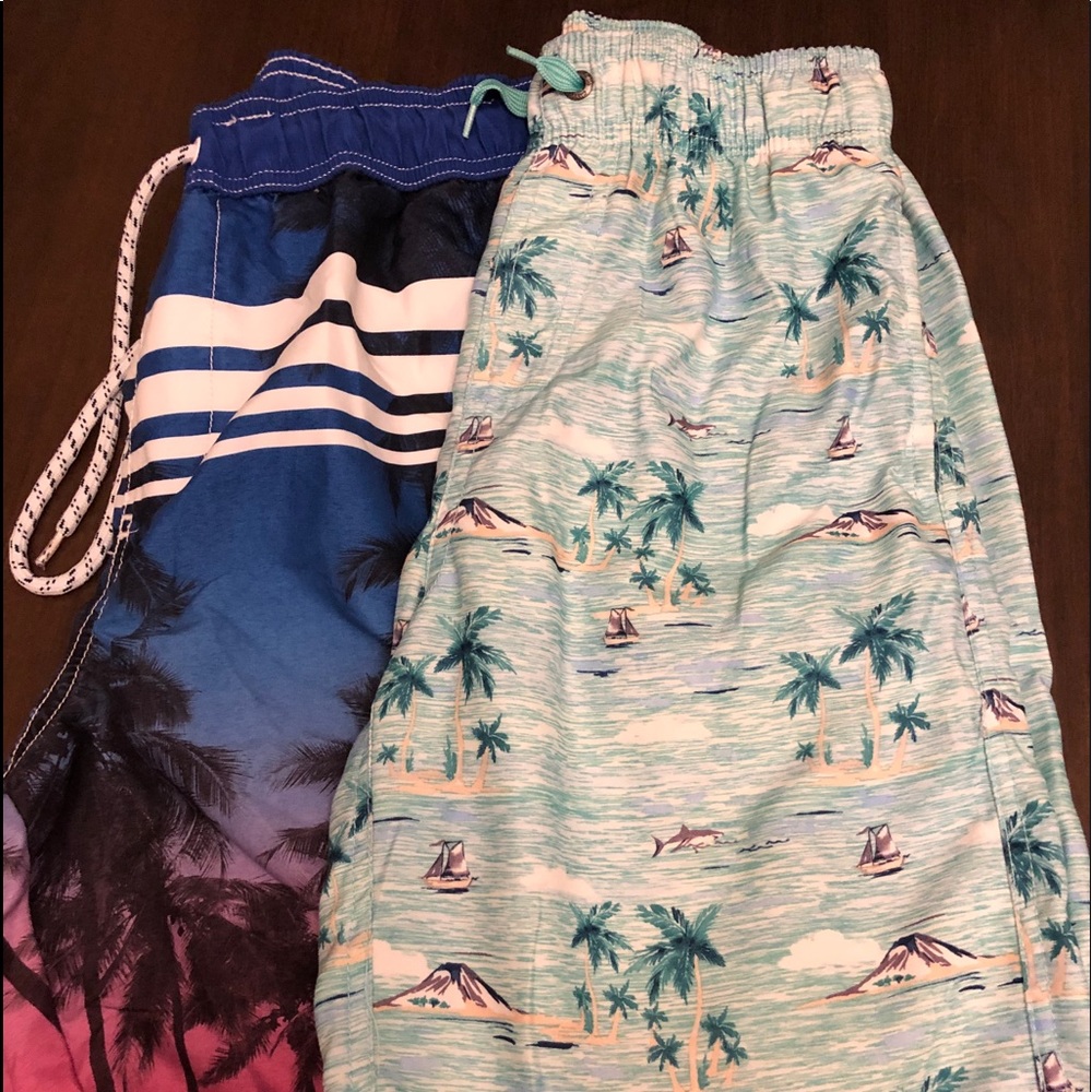 Pair of Swimsuits.Lightly Used.2 different brands
